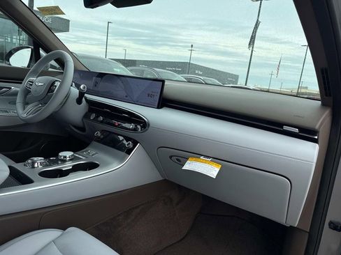 New 2026 Genesis GV70 2.5T Advanced image 15
