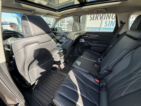 Used 2026 Acura MDX w/ Advance Package image 29