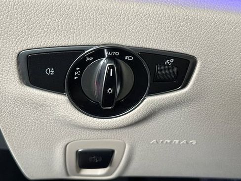 Used 2022 Mercedes-Benz E 350 Sedan image 33