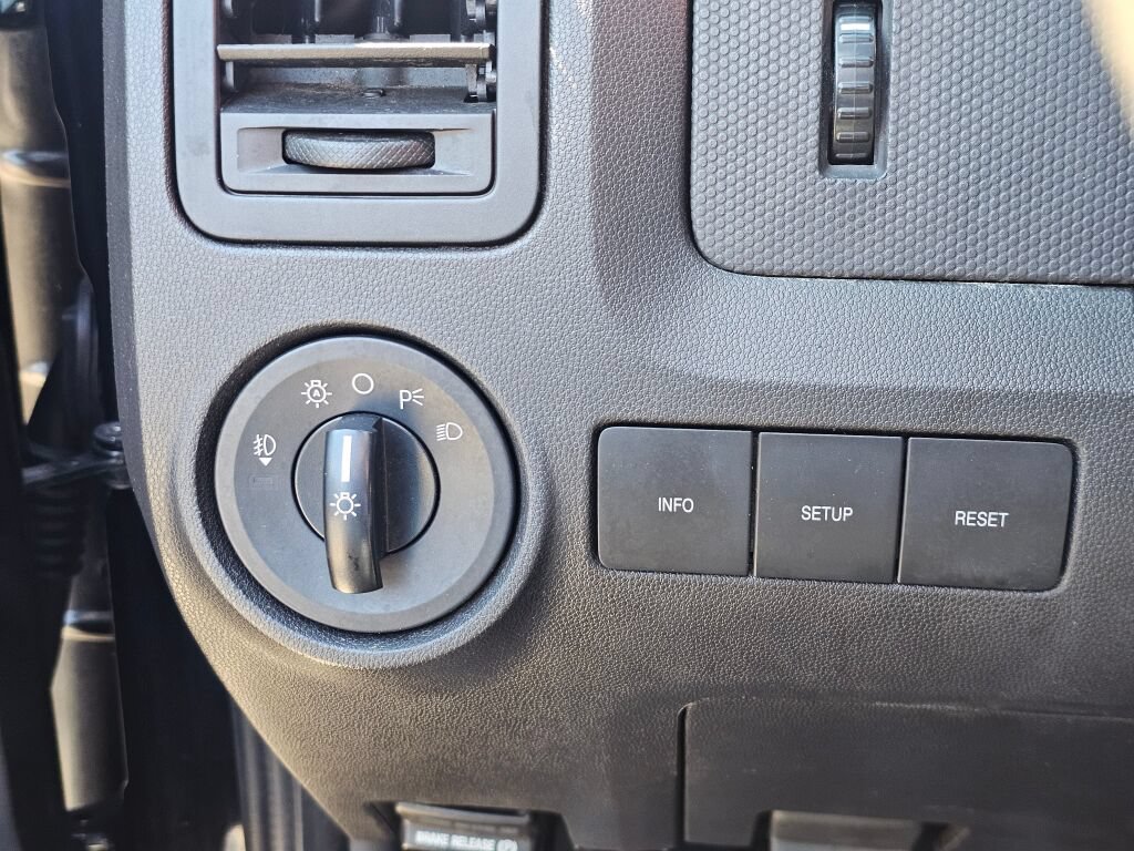 Used 2010 Ford Escape XLT AWD/4WD image 33