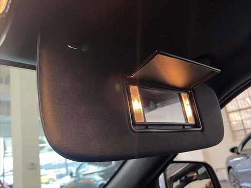 Used 2020 Jeep Grand Cherokee Limited image 34