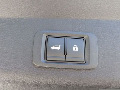 Used 2024 Mitsubishi Outlander SEL image 14