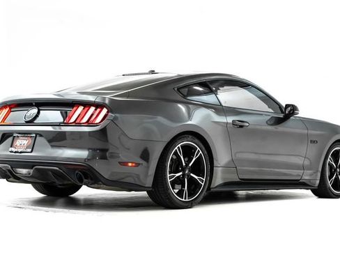 Used 2016 Ford Mustang GT Premium RWD image 4