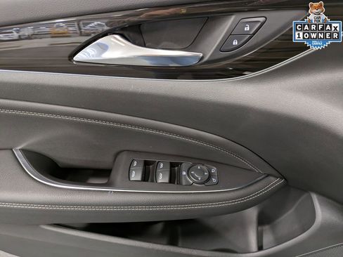 Used 2018 Buick Regal Essence w/ Driver Confidence Package #1 image 10