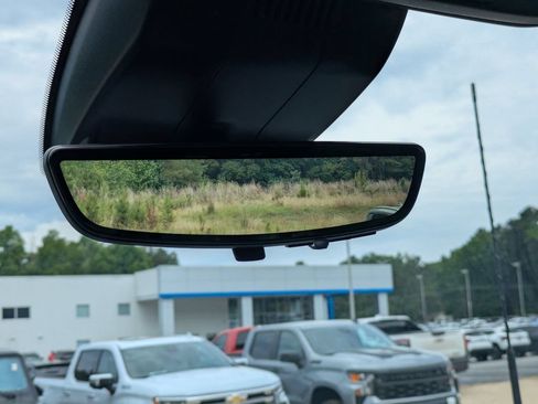 New 2026 Chevrolet Silverado 2500 High Country w/ High Country Premium Package AWD/4WD image 24