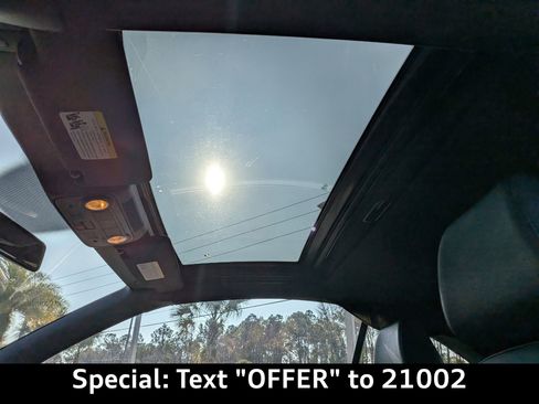 Used 2014 Volkswagen Eos w/ Sport Package image 19