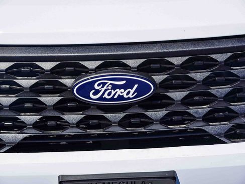 New 2026 Ford Maverick XLT w/ 4K Tow Package AWD/4WD image 11