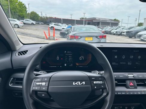 Used 2026 Kia K4 FWD image 29