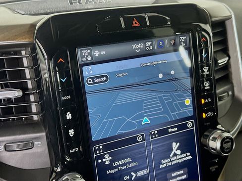 Used 2022 RAM 1500 Laramie image 24