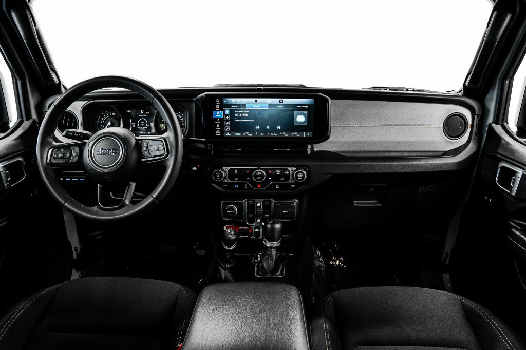 Used 2024 Jeep Wrangler Unlimited AWD/4WD image 20