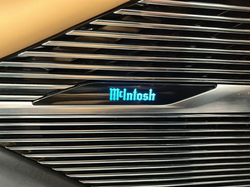 Used 2022 Jeep Grand Wagoneer Series III w/ Rear Seat Video Group 1 AWD/4WD image 41