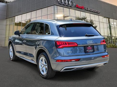 Used 2019 Audi Q5 2.0T Premium w/ Convenience Package AWD/4WD image 2