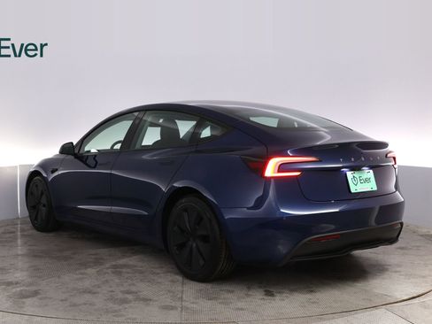 Used 2025 Tesla Model 3 Long Range RWD image 17
