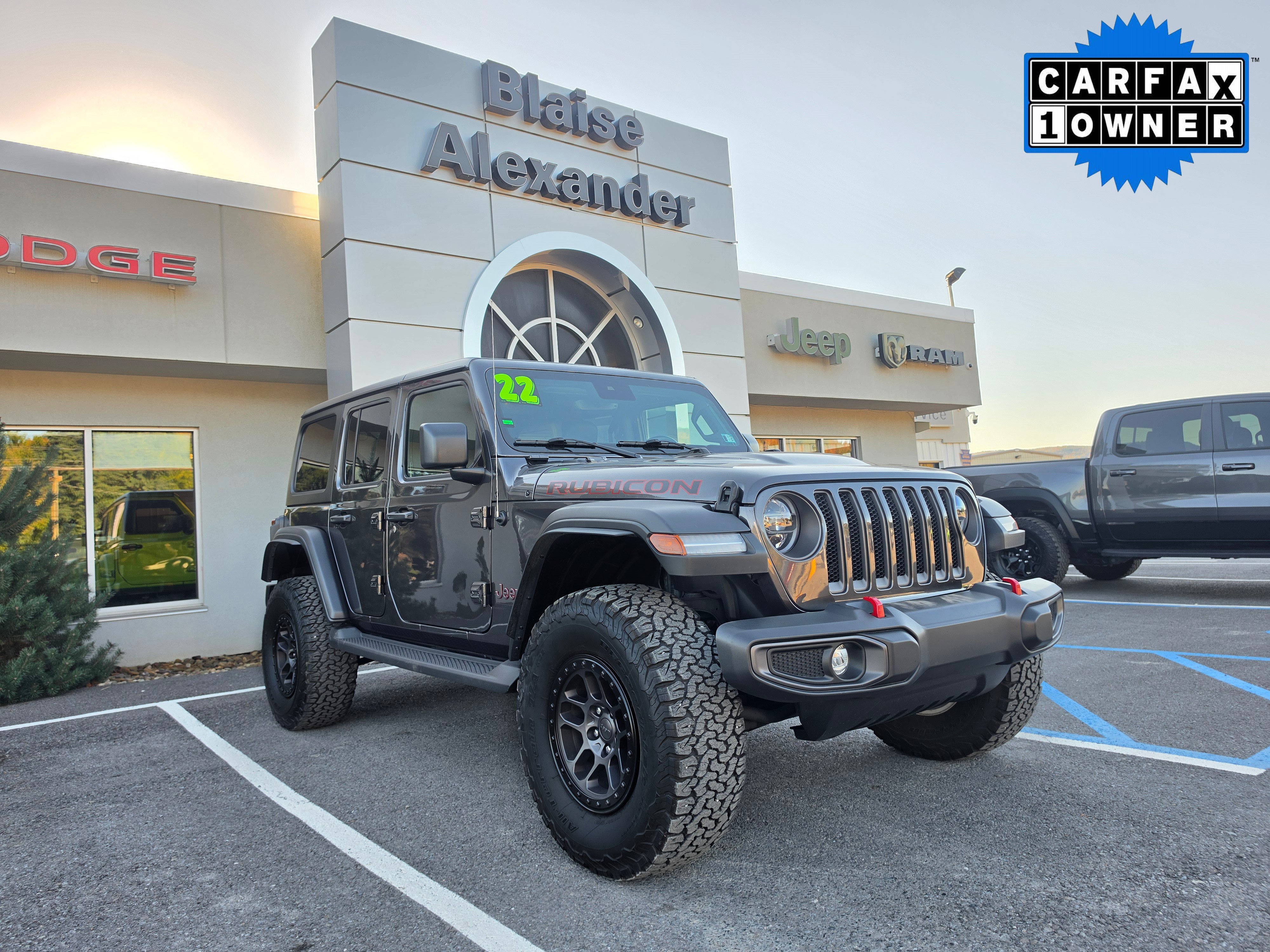 Used 2022 Jeep Wrangler Unlimited Rubicon w/ Xtreme Recon 35" Tire Package AWD/4WD image 1