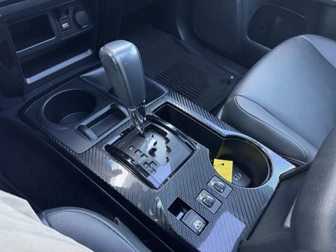 Used 2021 Toyota 4Runner Venture image 14