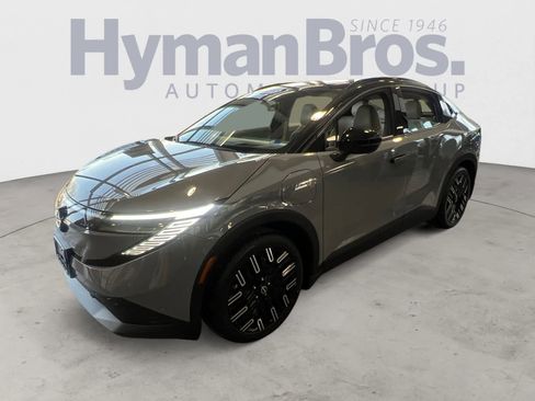 New 2026 Nissan Leaf Platinum+ w/ Cargo Package (Platinum+) FWD image 8