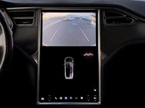 Used 2017 Tesla Model X 75D image 17