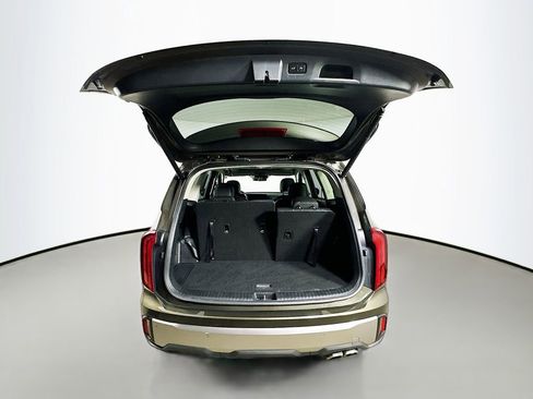 Used 2025 Kia Telluride S image 35
