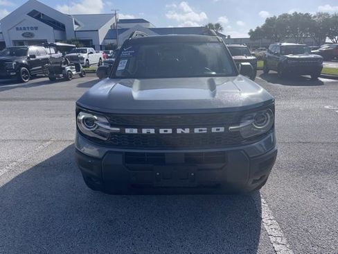 Used 2025 Ford Bronco Sport Outer Banks w/ Outer Banks Tech Package+ AWD/4WD image 2