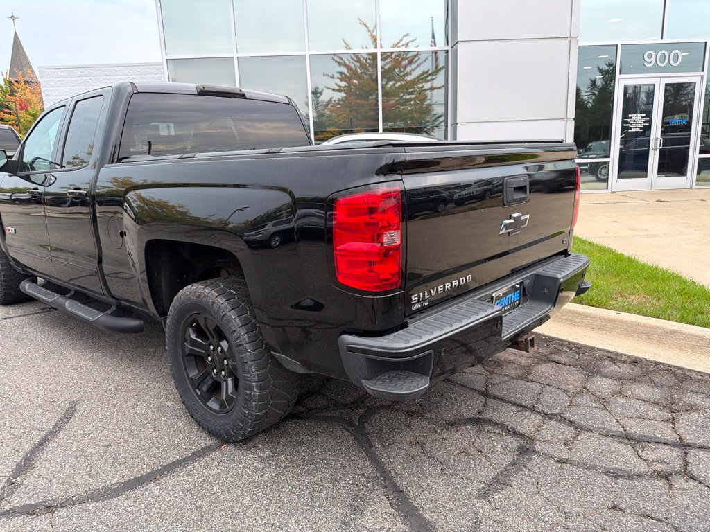 Used 2015 Chevrolet Silverado 1500 LT w/ Midnight Edition AWD/4WD image 5