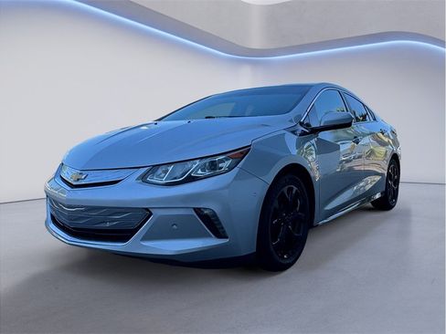 Used 2017 Chevrolet Volt Premier w/ Driver Confidence II Package FWD image 1