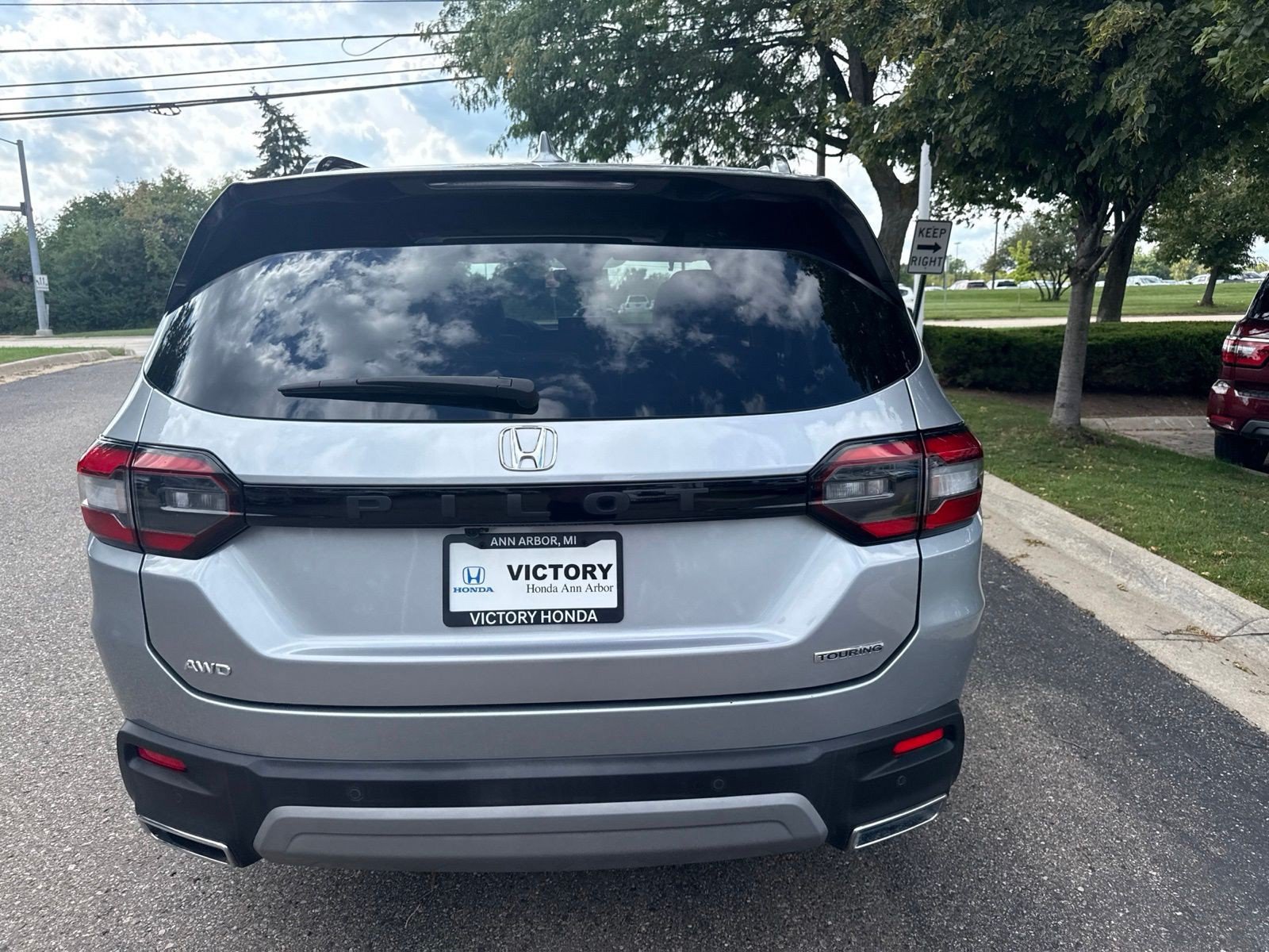 Certified 2023 Honda Pilot Touring image 9