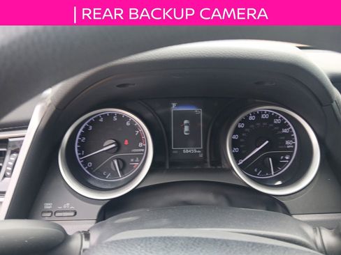 Used 2022 Toyota Camry LE FWD image 13