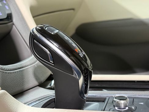 Used 2021 Cadillac XT6 Premium Luxury image 29