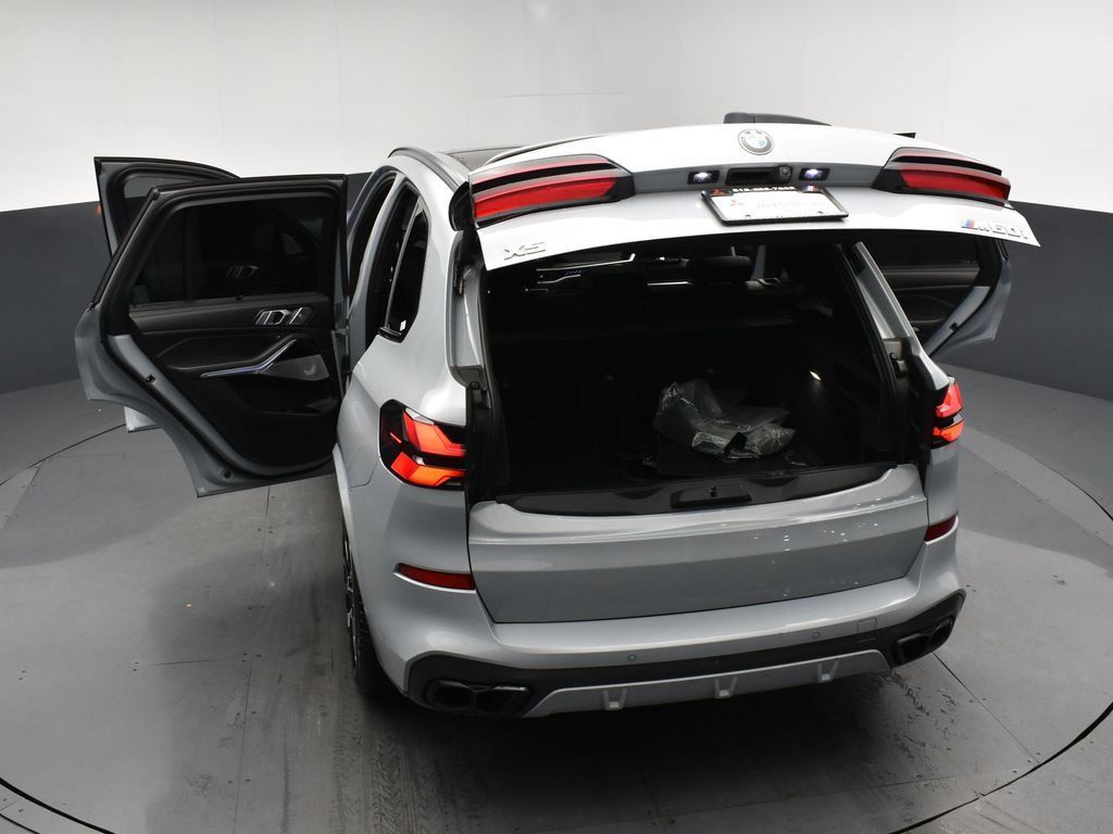 Used 2024 BMW X5 M60i AWD/4WD image 26
