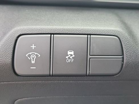 New 2026 Hyundai Elantra SEL Sport FWD image 19