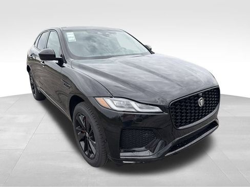 New 2026 Jaguar F-PACE R-Dynamic S image 6