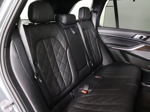 Used 2024 BMW X5 xDrive40i image 34