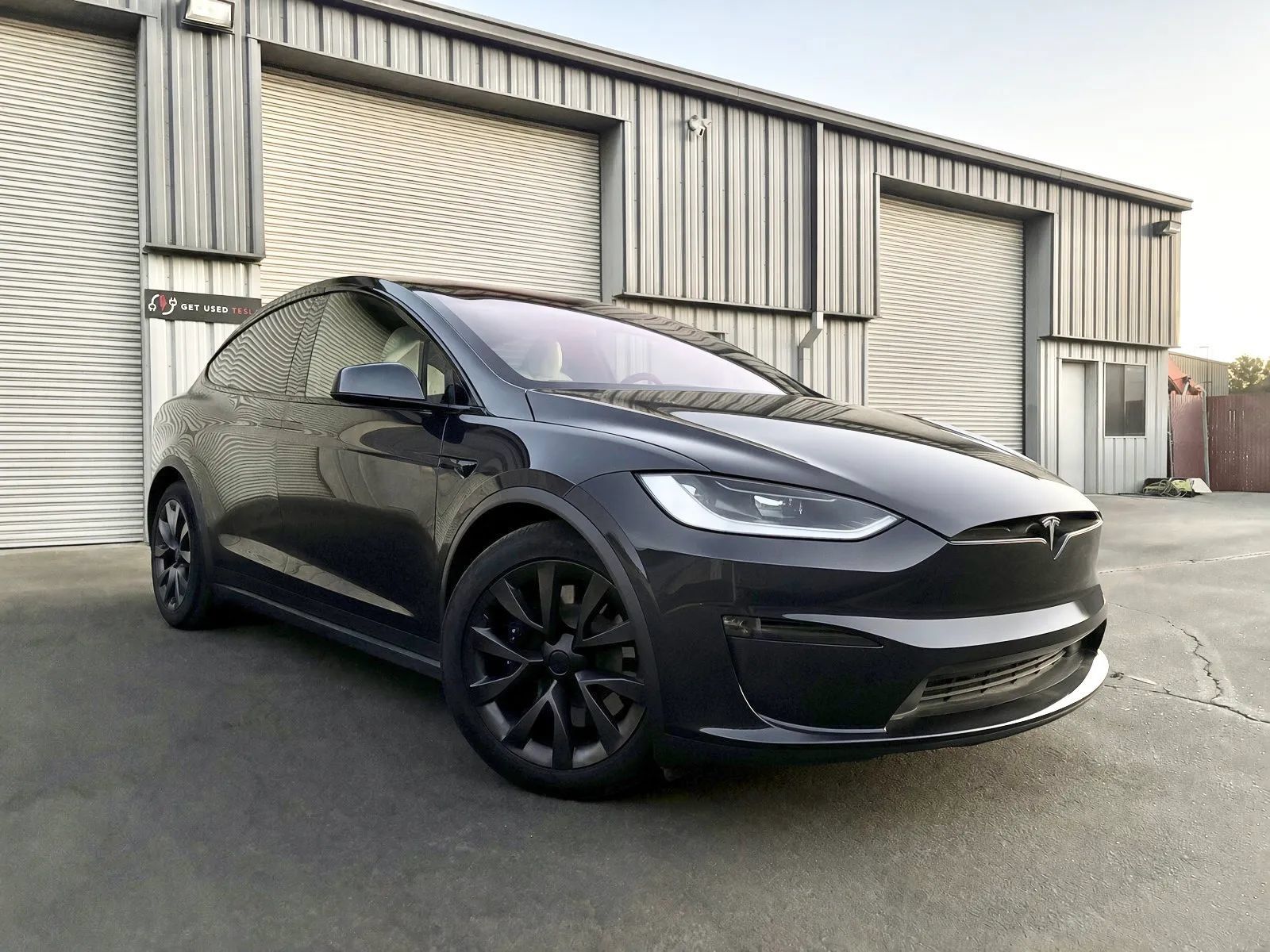 Used 2025 Tesla Model X AWD/4WD image 8
