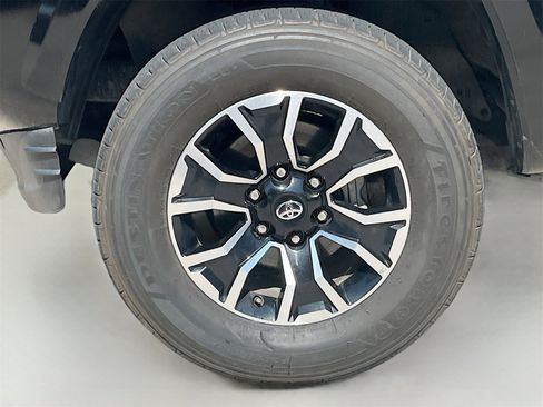 Used 2023 Toyota Tacoma TRD Sport image 28