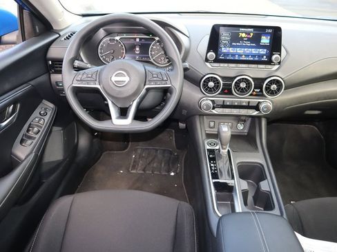 Certified 2025 Nissan Sentra SV FWD image 13