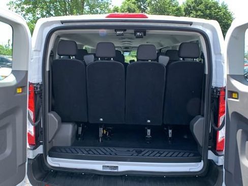 Used 2024 Ford Transit 350 XLT RWD image 15
