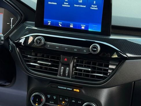 Certified 2025 Ford Escape ST-Line Elite image 24