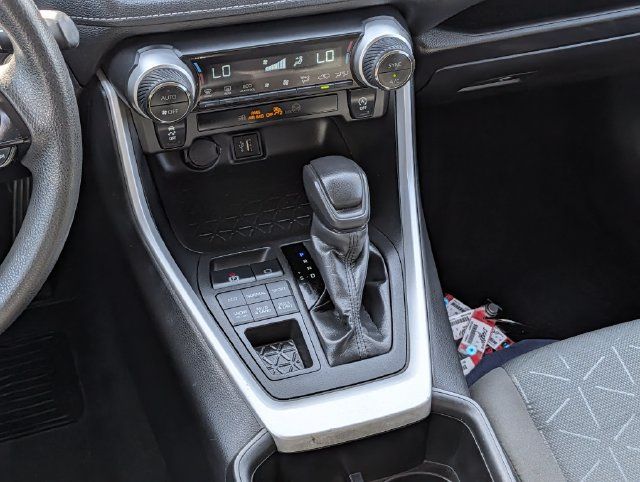 Used 2024 Toyota RAV4 XLE AWD/4WD image 13