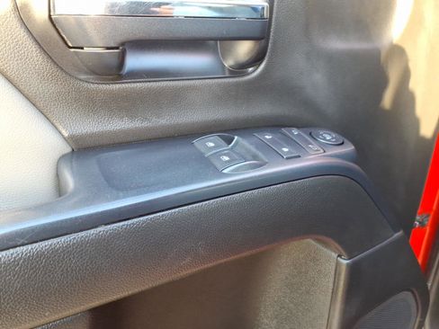 Used 2014 Chevrolet Silverado 1500 W/T w/ Trailering Package image 9