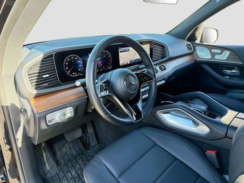 Used 2025 Mercedes-Benz GLE 350 4MATIC image 25