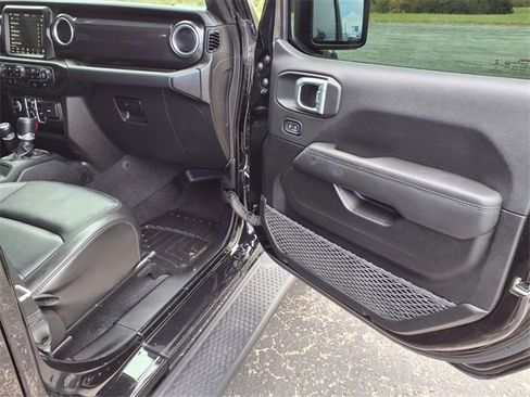 Used 2021 Jeep Wrangler Unlimited Sahara image 82