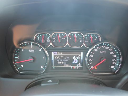 Used 2019 Chevrolet Tahoe LS RWD image 22