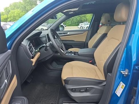 Used 2024 Volkswagen Atlas Cross Sport SE w/ Panoramic Sunroof Package AWD/4WD image 10