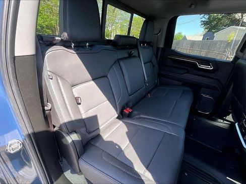 Used 2024 GMC Sierra 1500 Denali AWD/4WD image 23