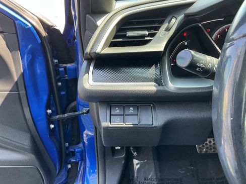Used 2019 Honda Civic Sport image 11