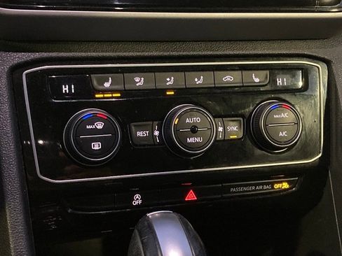 Used 2022 Volkswagen Atlas SE image 23