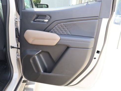 New 2026 GMC Canyon Denali AWD/4WD image 37