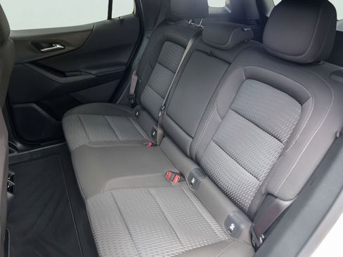 Used 2026 Chevrolet Equinox LT FWD image 27