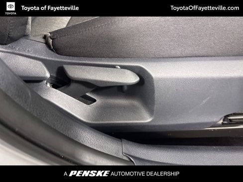 Used 2025 Toyota Camry LE image 7
