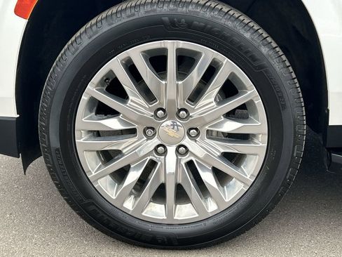 Used 2023 Chevrolet Tahoe LT w/ Luxury Package image 34